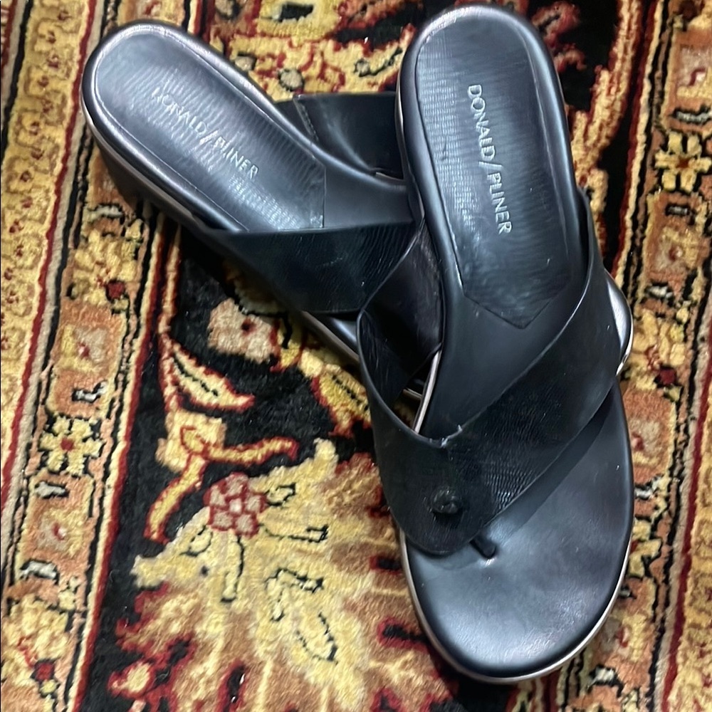 Donald J. Pliner Black Women's Sandals